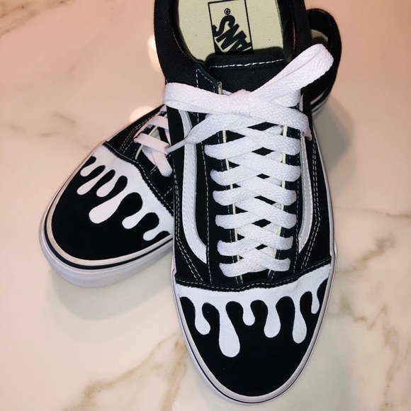 Custom Kicks - Picture 7 of 8